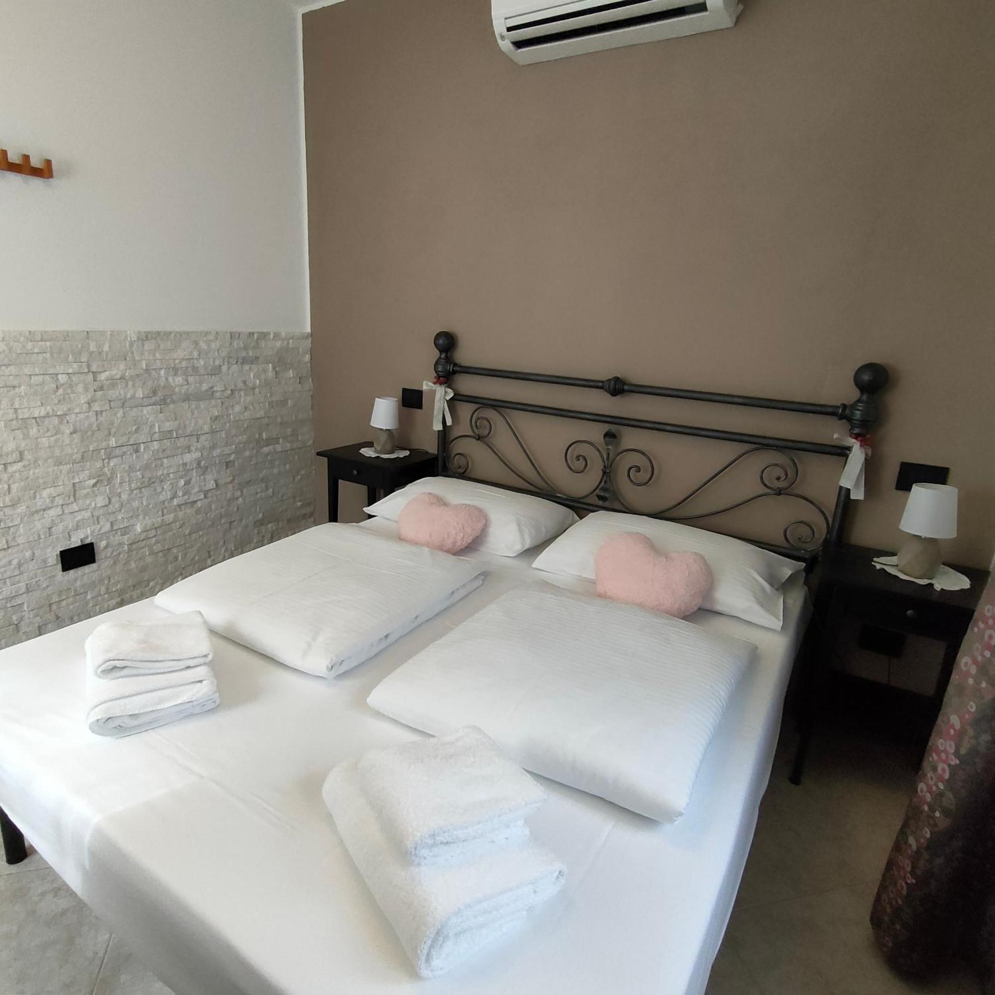 Garda Sweet Apartments Arco Bagian luar foto
