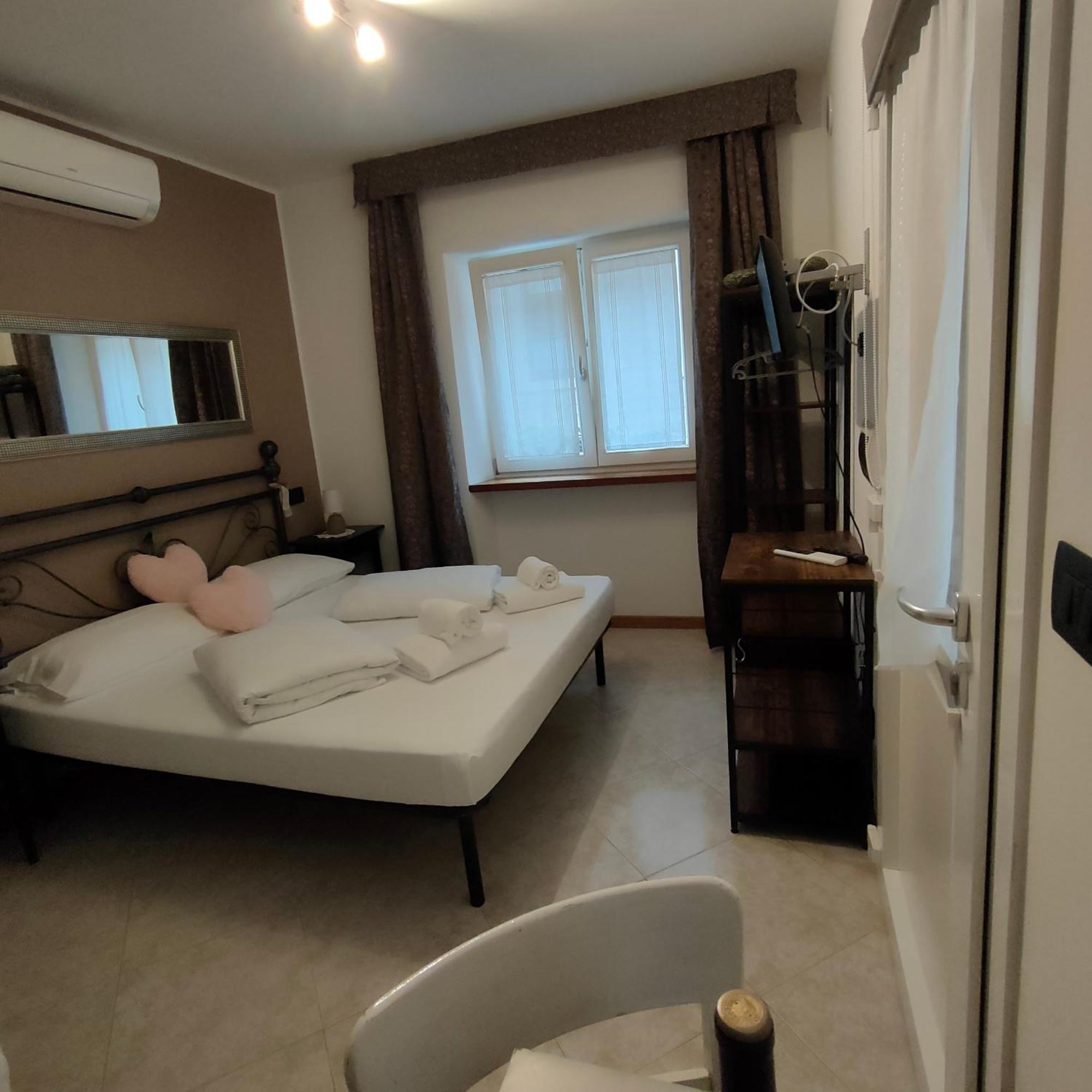 Garda Sweet Apartments Arco Bagian luar foto