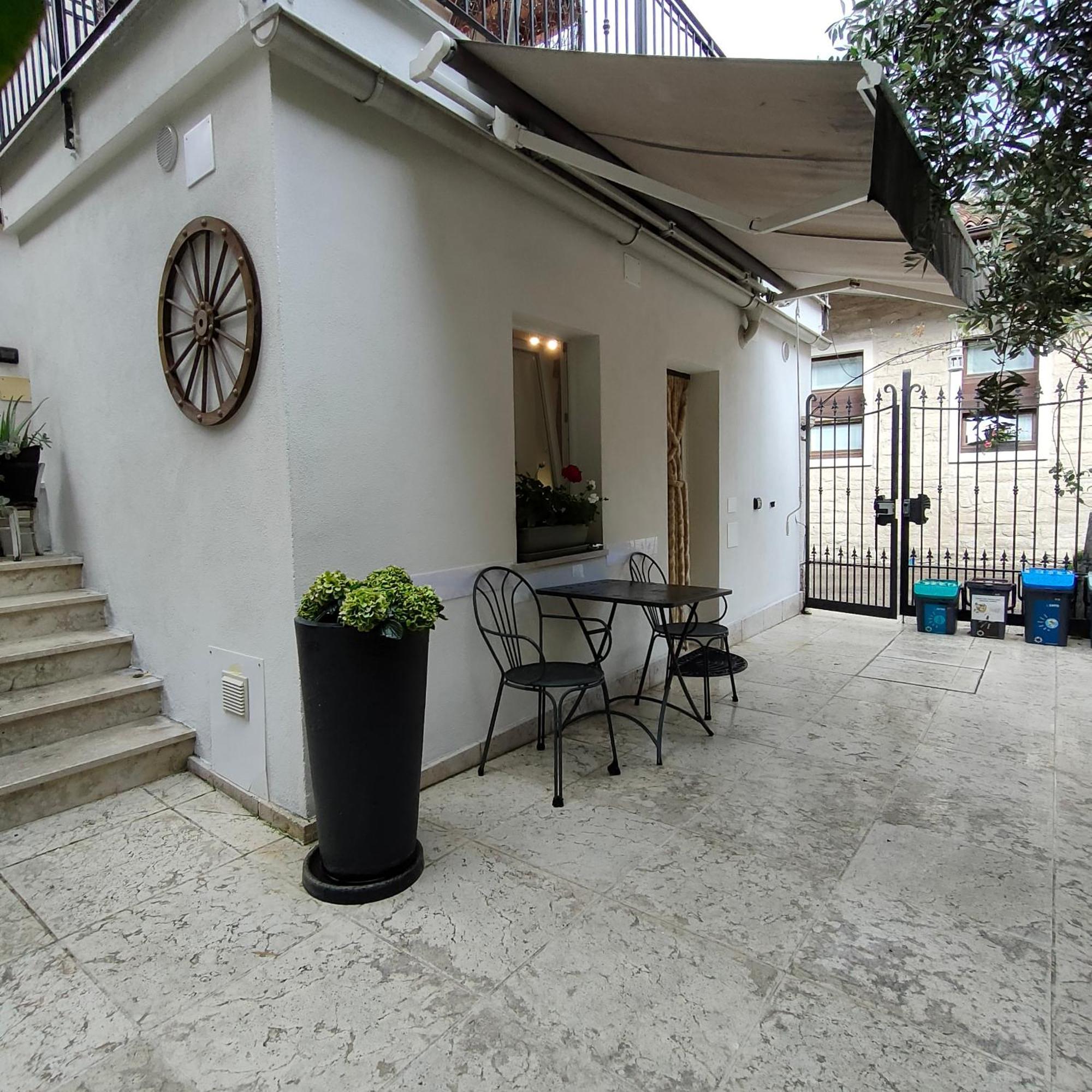 Garda Sweet Apartments Arco Bagian luar foto